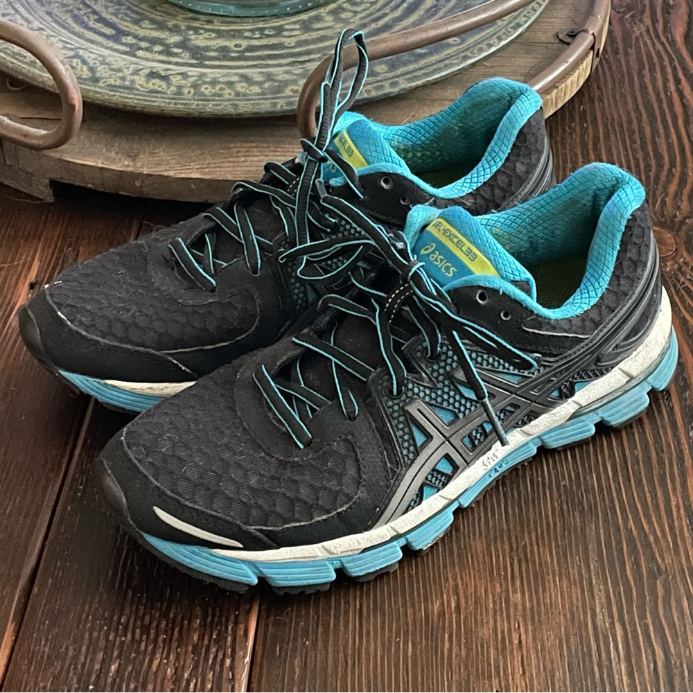 ASICS Women’s Sneakers Size 8